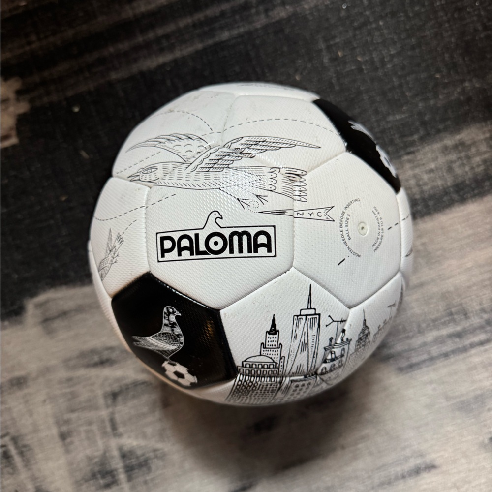 Limited Edition Paloma size 5 Soccer Ball with NYC Design Buy 1 GET 2 FREE